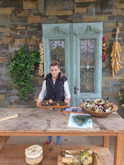 truffle-hunting-istrian-gems-motovun-opatija-day-trip