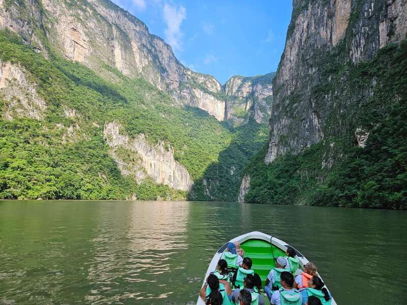 tuxtla-gutierrez-sumidero-chiapa-de-corzo-and-miradores