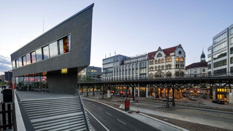 u-boot-museum-war-history-private-tour-in-hamburg