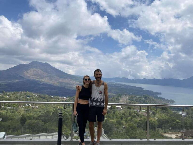 ubud-private-downhill-cycling-rice-fields-volcano-and-pool