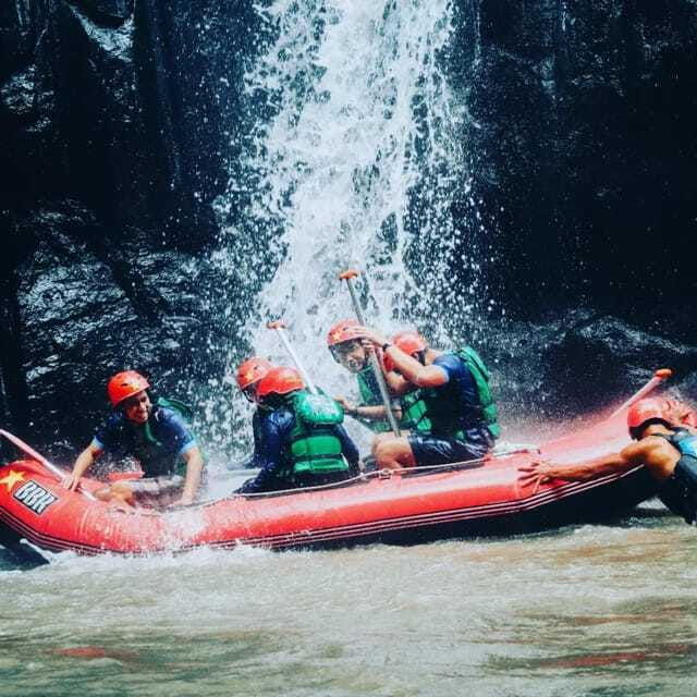 ubud-river-all-inclusive-rafting-adventure