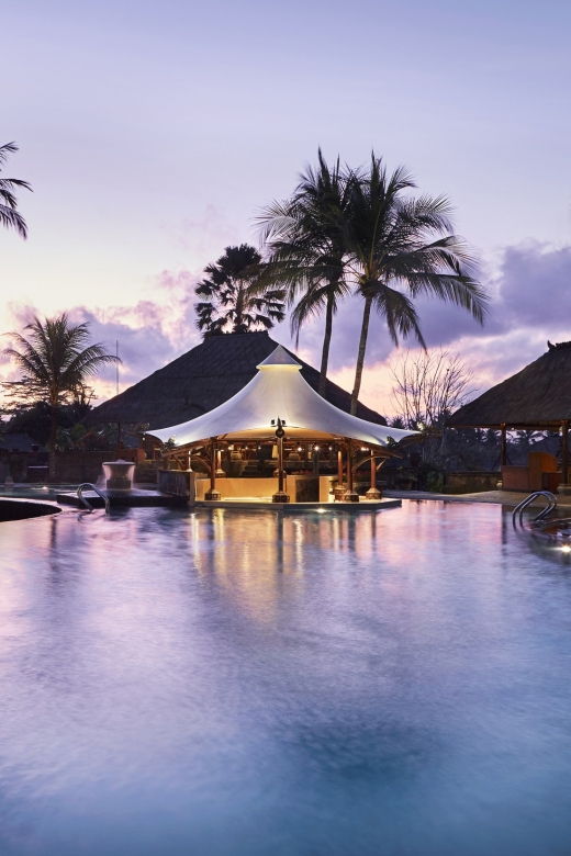ubud-romantic-barbecue-dinner-by-the-pool