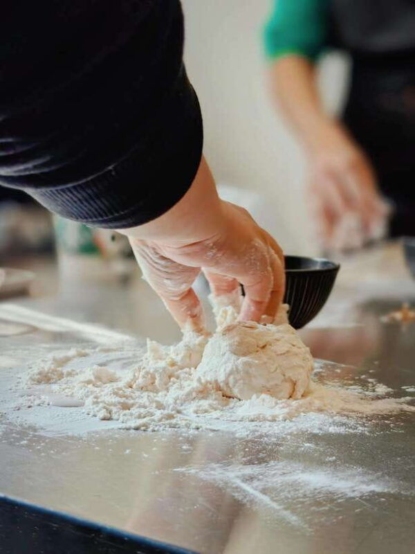 vegan-soup-dumpling-making-in-shikumenshanghai-style-lane