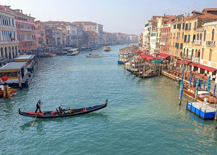 venice-guided-walking-tour-and-gondola-ride