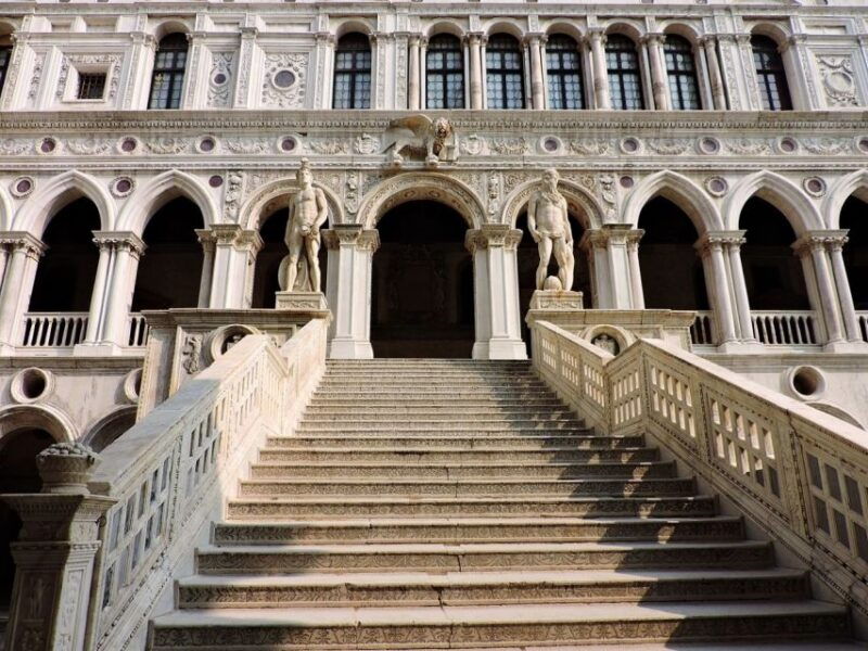 venice-walking-tour-and-doges-palace-guided-visit