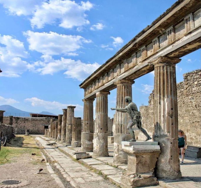 visit-pompeii-and-vesuvius-skip-the-line-ticket-from-naples