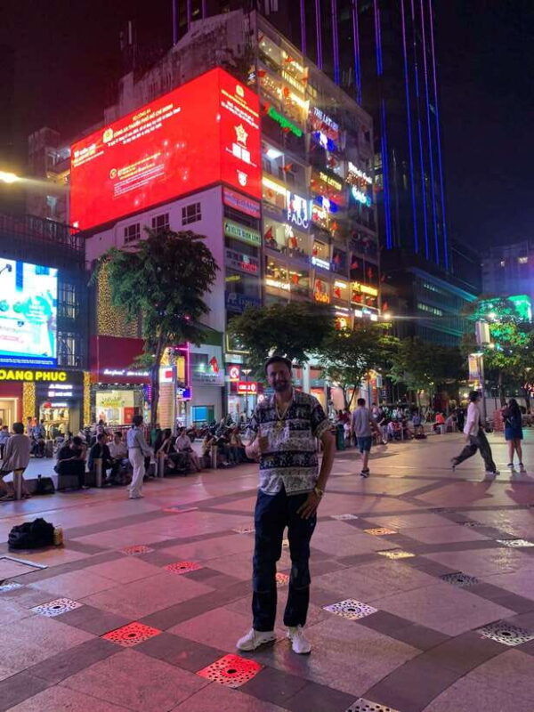 water-puppet-show-and-ho-chi-minh-city-sightseeing-tour