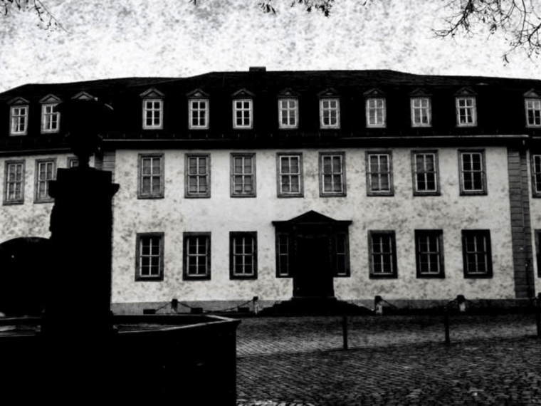 weimar-dunkelweimar-true-crime-city-tour-and-game