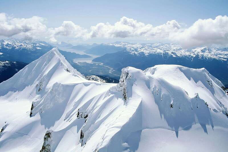 whistler-glacier-helicopter-tour-over-wedge-mountain