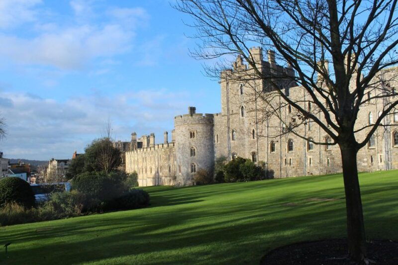 windsor-stonehenge-bath-private-tour-from-london-with-passes