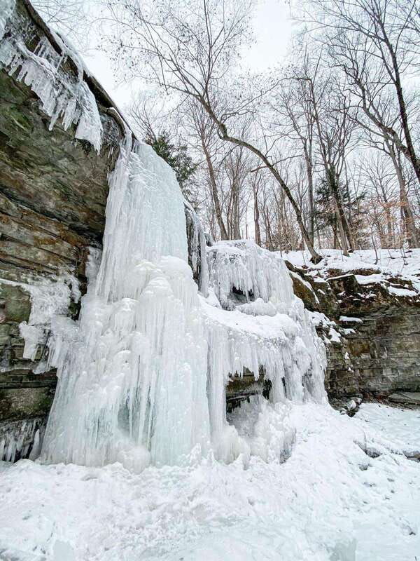 winter-hike-to-rattlesnake-point-rv-motorhome-tour