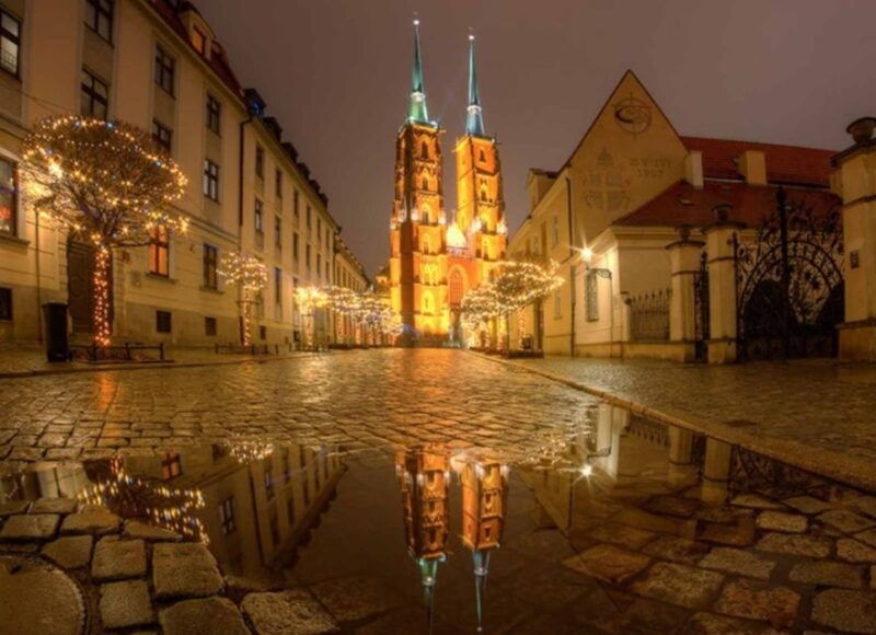 wroclaw-2-hour-mysterious-walking-night-tour