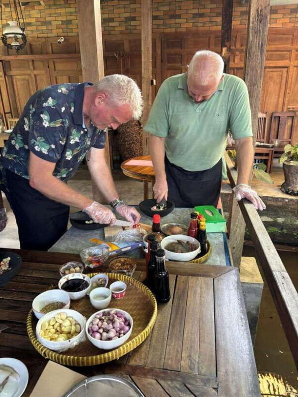 yogyakarta-3-hours-vip-cooking-class-include-market-tour