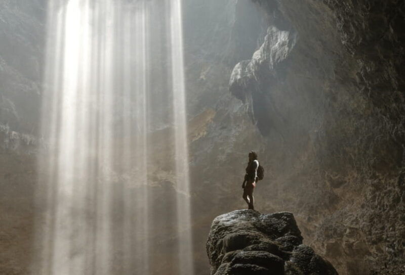 yogyakarta-mt-merapi-sunrise-jomblang-pindul-cave-tours