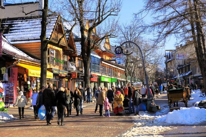 zakopane-city-highlights-private-walking-tour-with-a-guide