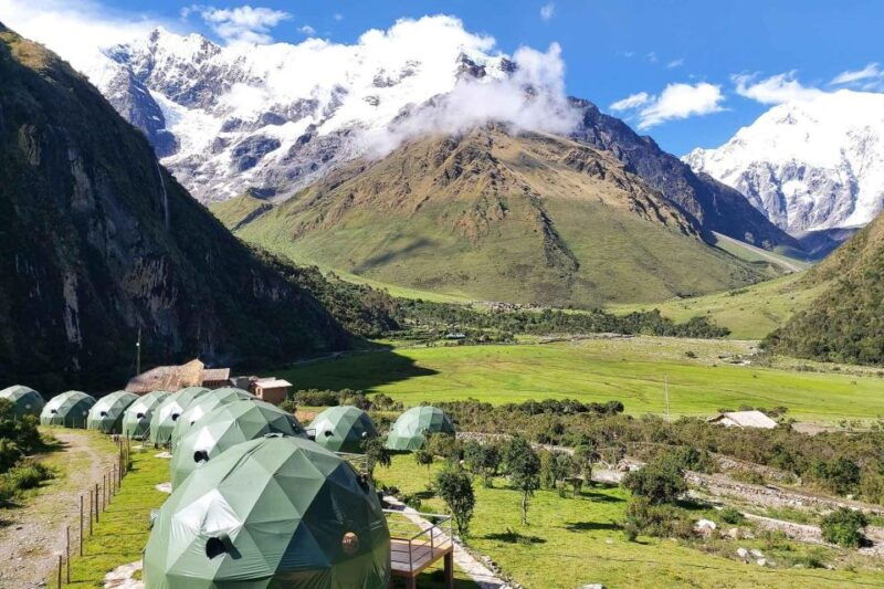 5-days-route-along-the-salkantay-trail-to-machu-picchu-train