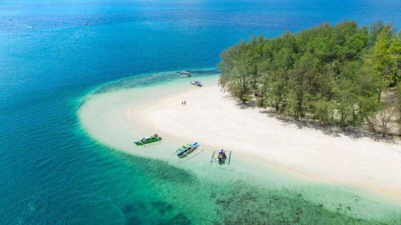 5-secret-gili-boat-trip-snorkeling-in-southwest-of-lombok