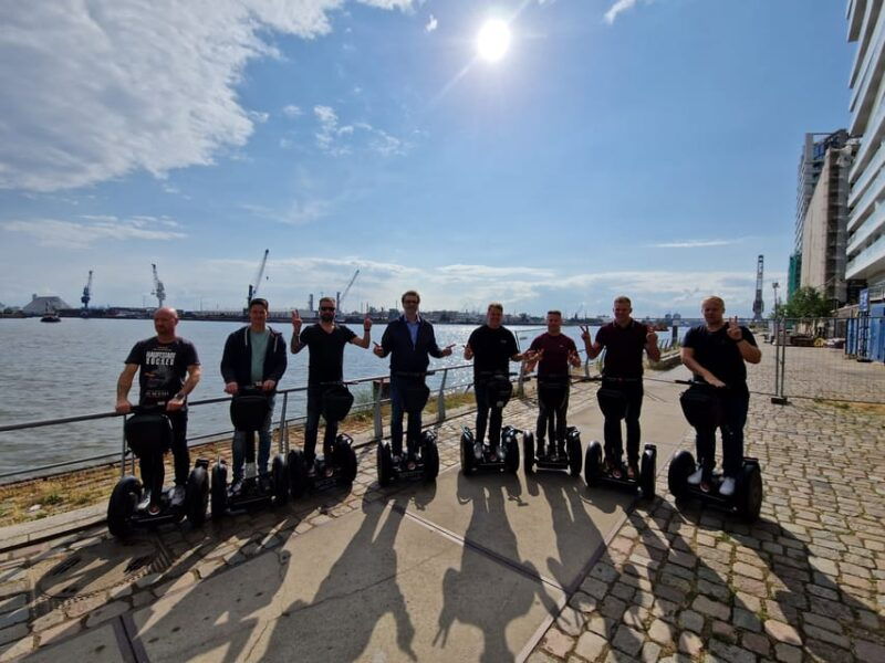 2-hours-hamburg-night-segway-tour