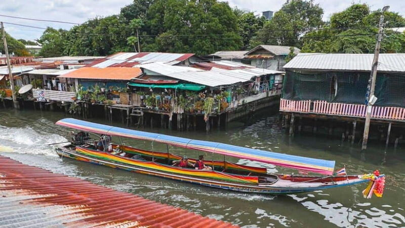 2-hours-private-bangkok-canal-boat-tour-by-long-tail-boat
