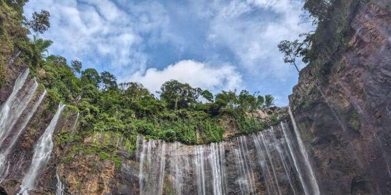 4-days-road-trip-east-java-mt-bromo-mt-ijen