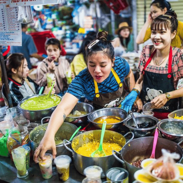 8-must-try-local-dishes-in-vietnam-with-local-guide