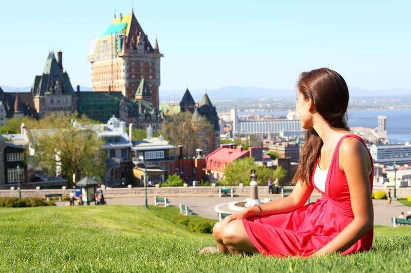 a-grand-walking-journey-in-quebec-city