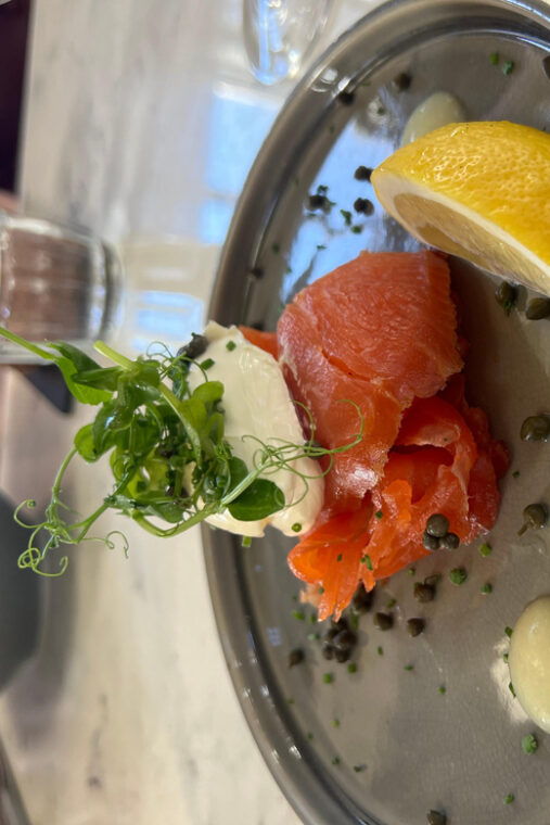 a-taste-of-edinburgh-food-tour-includes-all-food-drinks