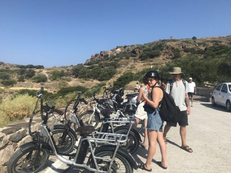 adamas-milos-highlights-tour-on-an-electric-bike