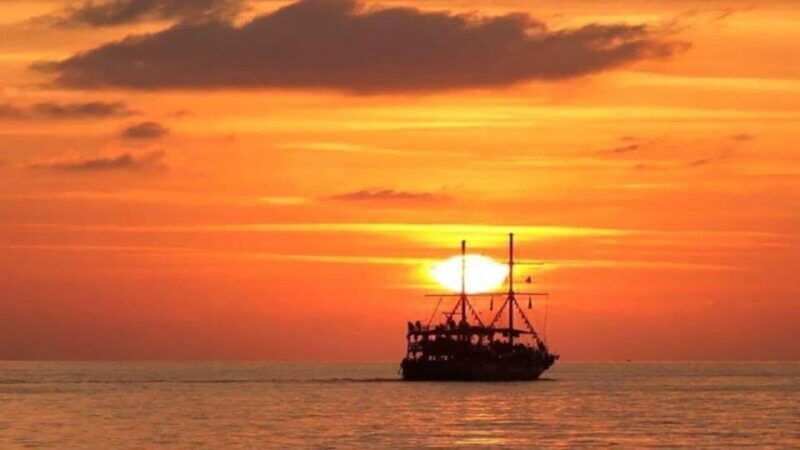 alanya-sunset-cruise-with-dinner-2