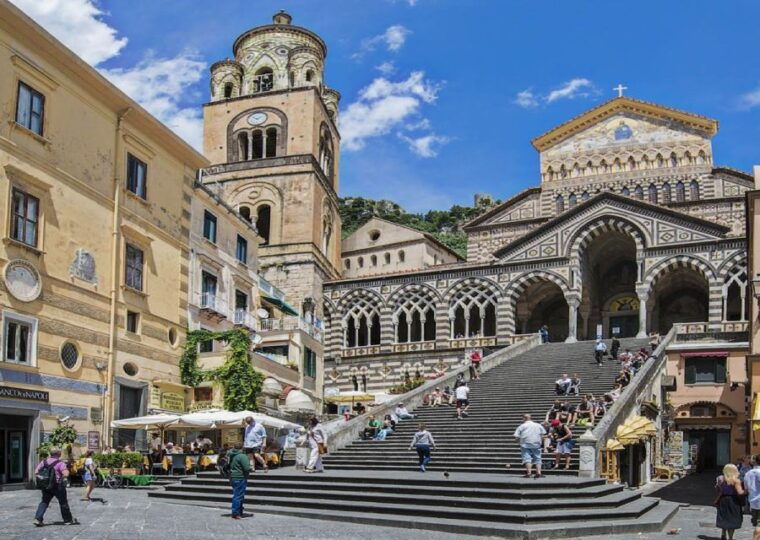 amalfi-coast-full-day-private-vintage-vespa-tour