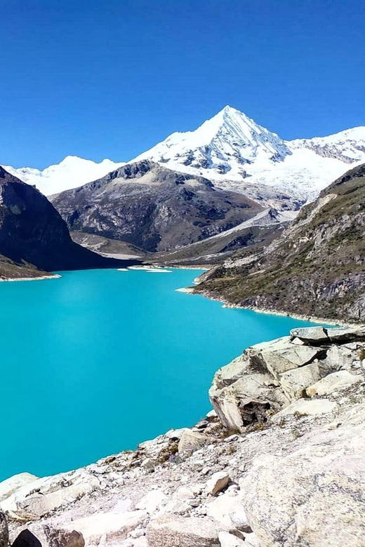 ancash-trekking-to-paron-lagoon-full-day