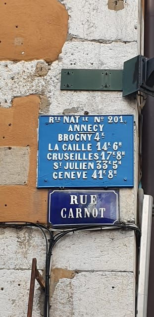 annecy-private-guided-tour-with-a-native-resident