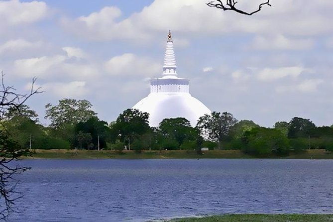 Anuradhapura Ancient City Tuk Tuk Tour - The Sum Up