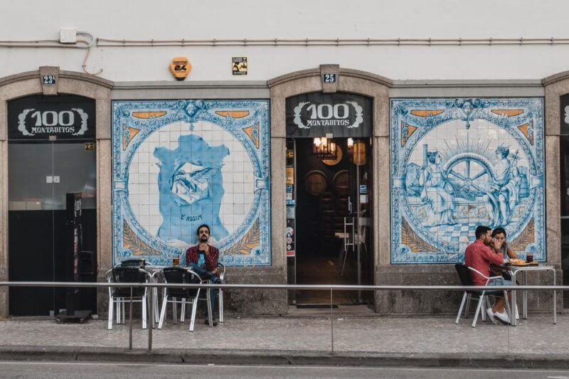aveiro-flexible-walking-tour-starting-from-train-station