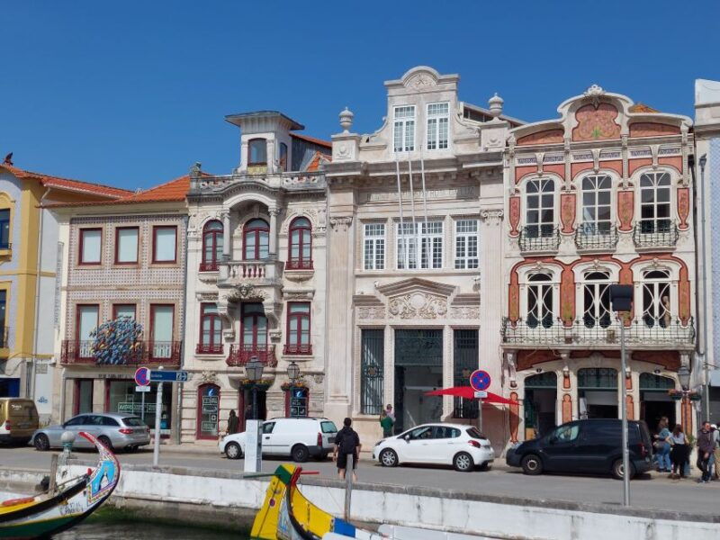 aveiro-stories-canals-and-azulejos-guided-walking-tour
