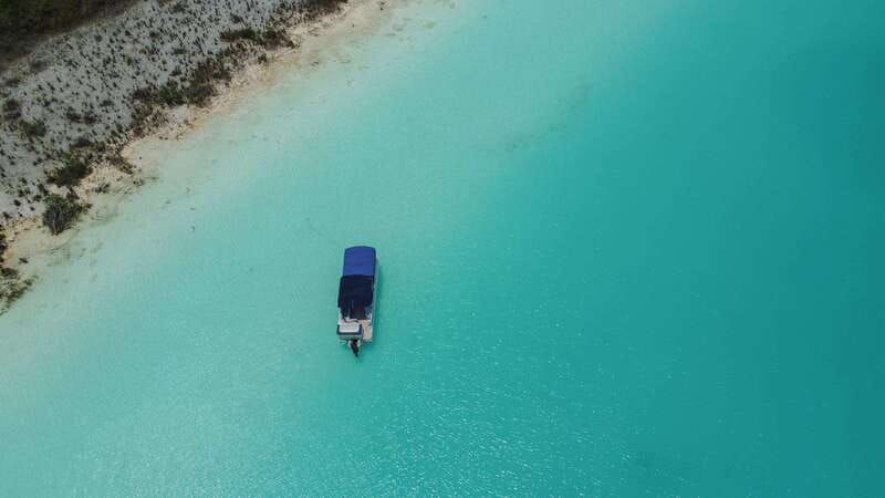 bacalar-3-hr-pontoon-boat-tour-with-beach-club-kayaks