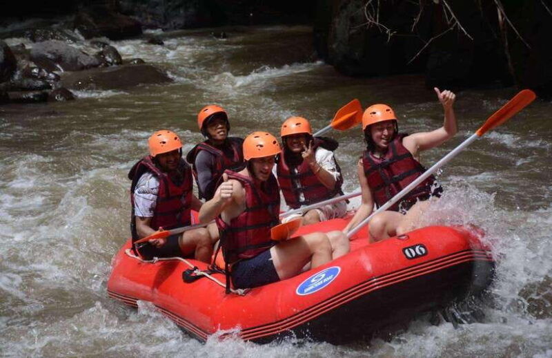 bali-ayung-river-white-water-rafting-with-buffet-lunch