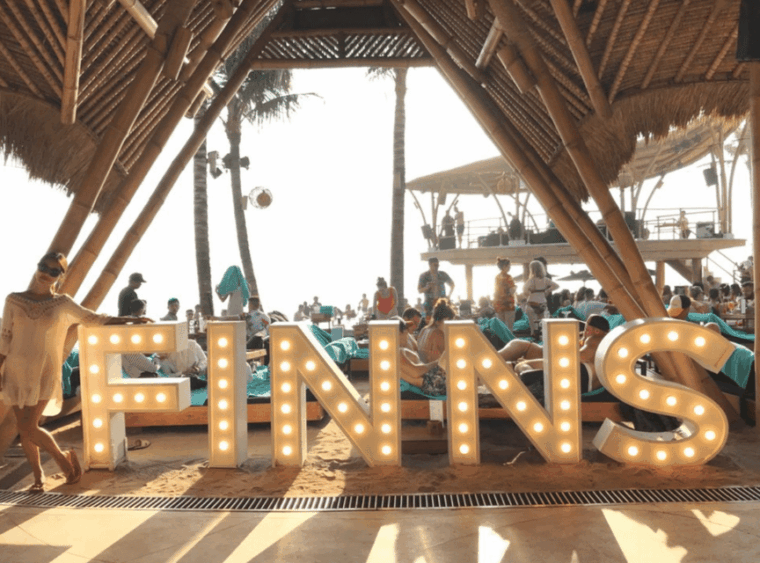 bali-beach-tour-tanah-lot-temple-finns-beach-club