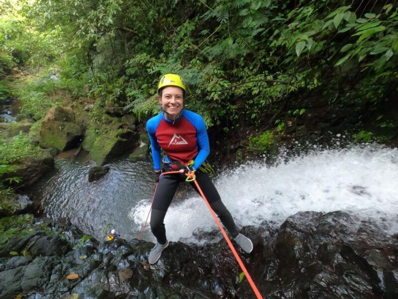 bali-canyoning-adventure-in-sambangan-canyon