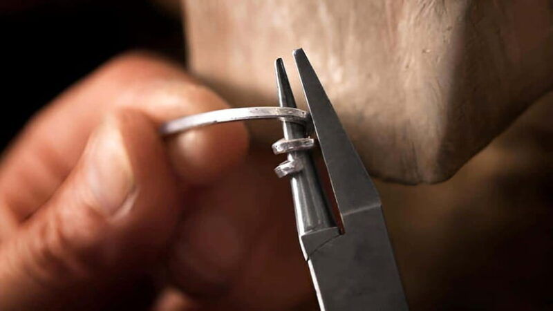 bali-hands-on-silver-jewelry-making-class-in-ubud