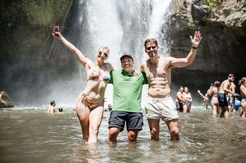 bali-hidden-canyon-waterfall-temples-small-group-tour