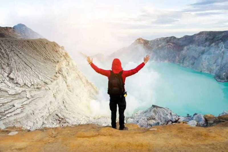 bali-ijen-blue-fire-and-sunrise-tour-with-breakfast