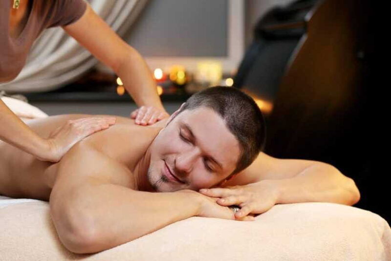 bali-lomi-lomi-massage-at-your-hotel-in-bali