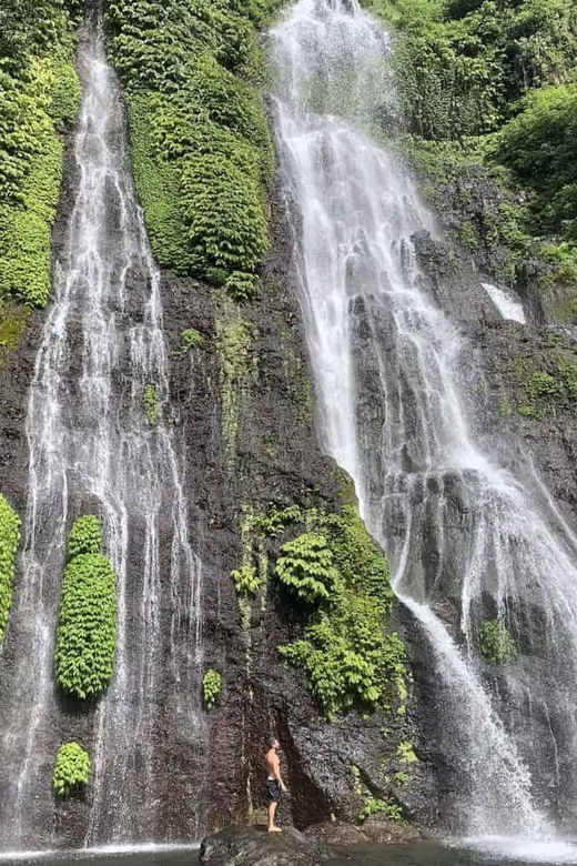 bali-lovina-see-dolphin-hidden-hill-waterfalls-and-lunch