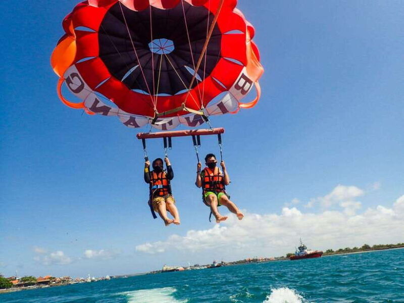 bali-parasailing-adventure-banana-boat-and-jet-ski
