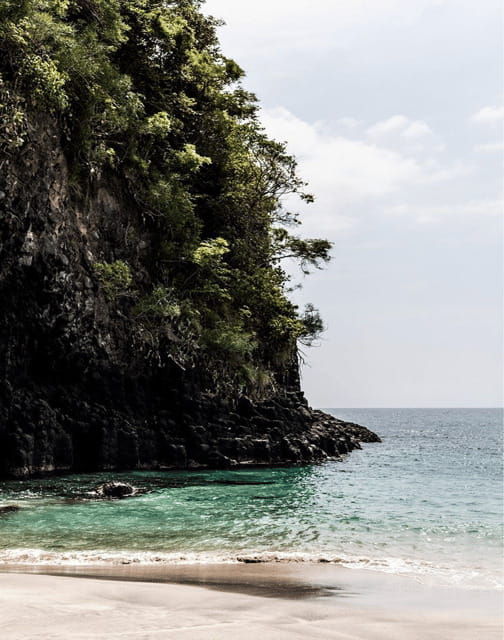 baliheaven-gate-tirtagangga-palace-and-beach-escape-tour