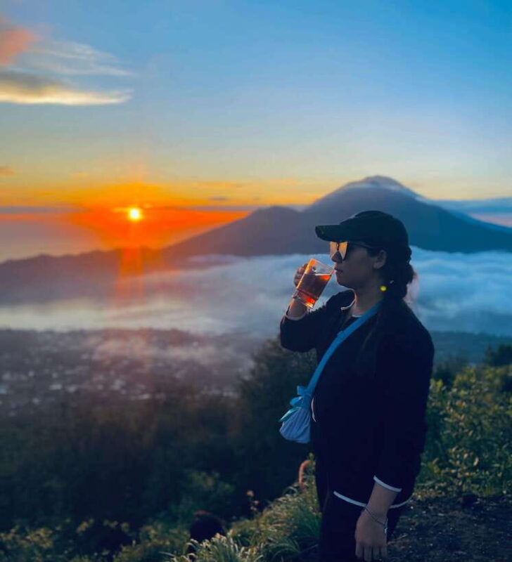 balimount-batur-sunrise-treking-with-guide-and-breakfest