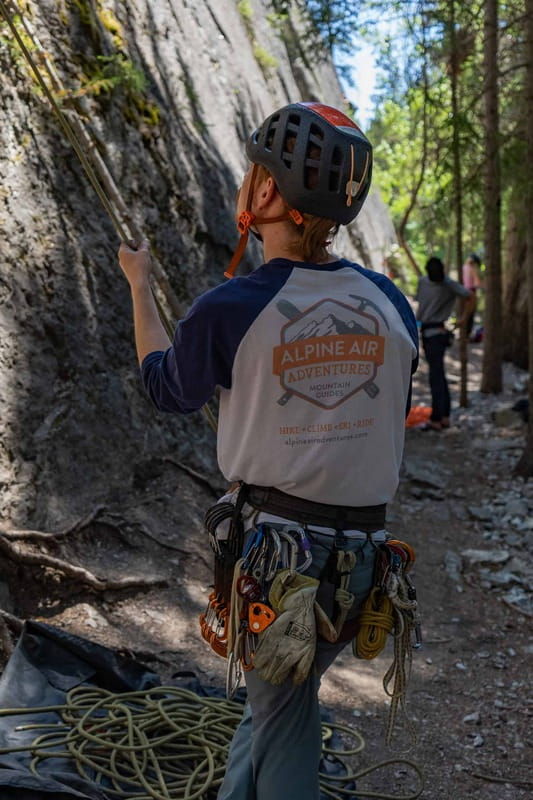 banff-rock-climbing-adventure-beginner