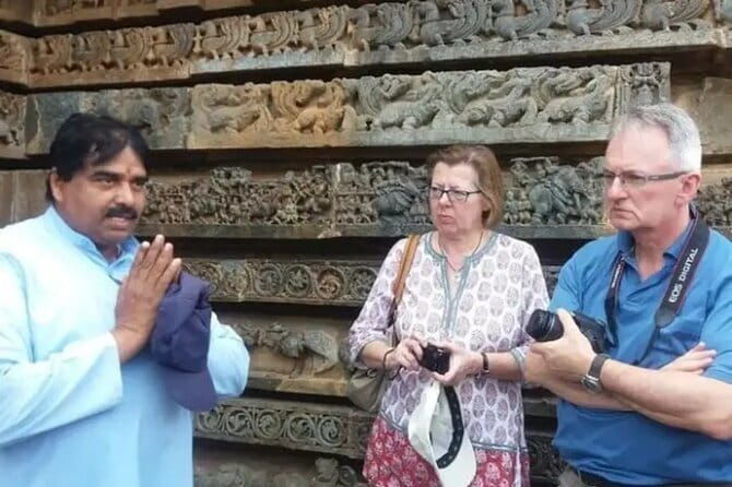 Bangalore Guided full day Tour with Lunch CULTURE/HISTORY/TEMPLES - FAQ