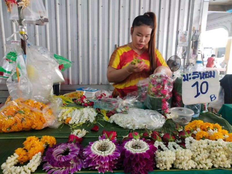bangkok-full-day-hop-on-hop-off-walking-tour-mini-group